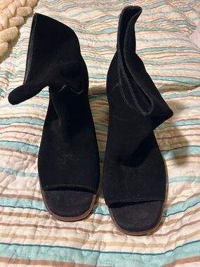 Lucky Brand Black Suede-like Open-Toe heeled boots